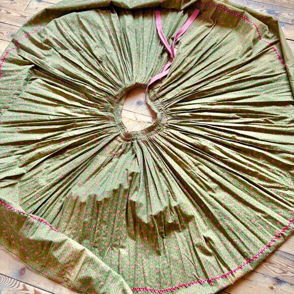 Hand Made Green & Pink Sprig Print Floral Cotton Full Folk Dance Skirt - Picture 1 of 12